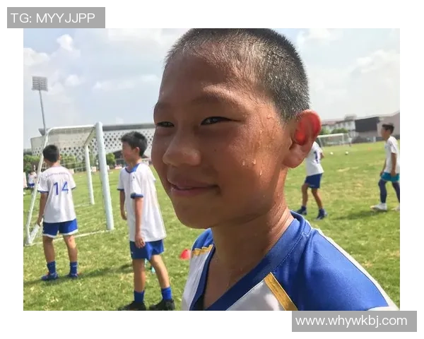 足球喻威：在绿茵场上追逐梦想与荣耀的青春故事