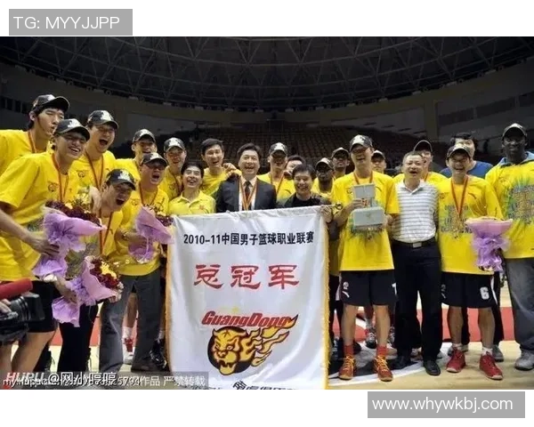 重庆足球队的拼搏之路与城市联赛的荣耀追逐 重庆足球队的拼搏之路与城市联赛的荣耀追逐